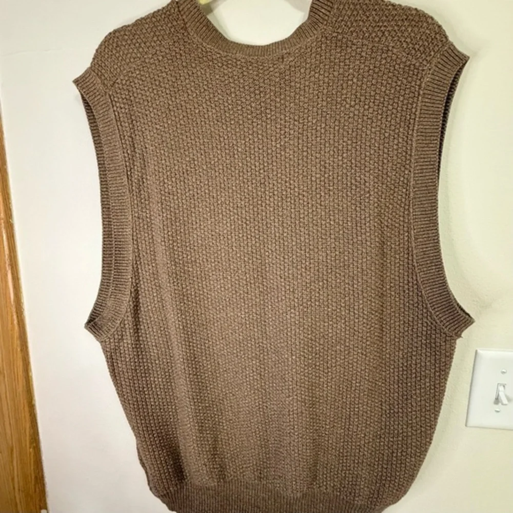 Ashworth Golf Sweater Vest Mens Large Tan Pinstripe Embroidered‎ Cotton USA Made